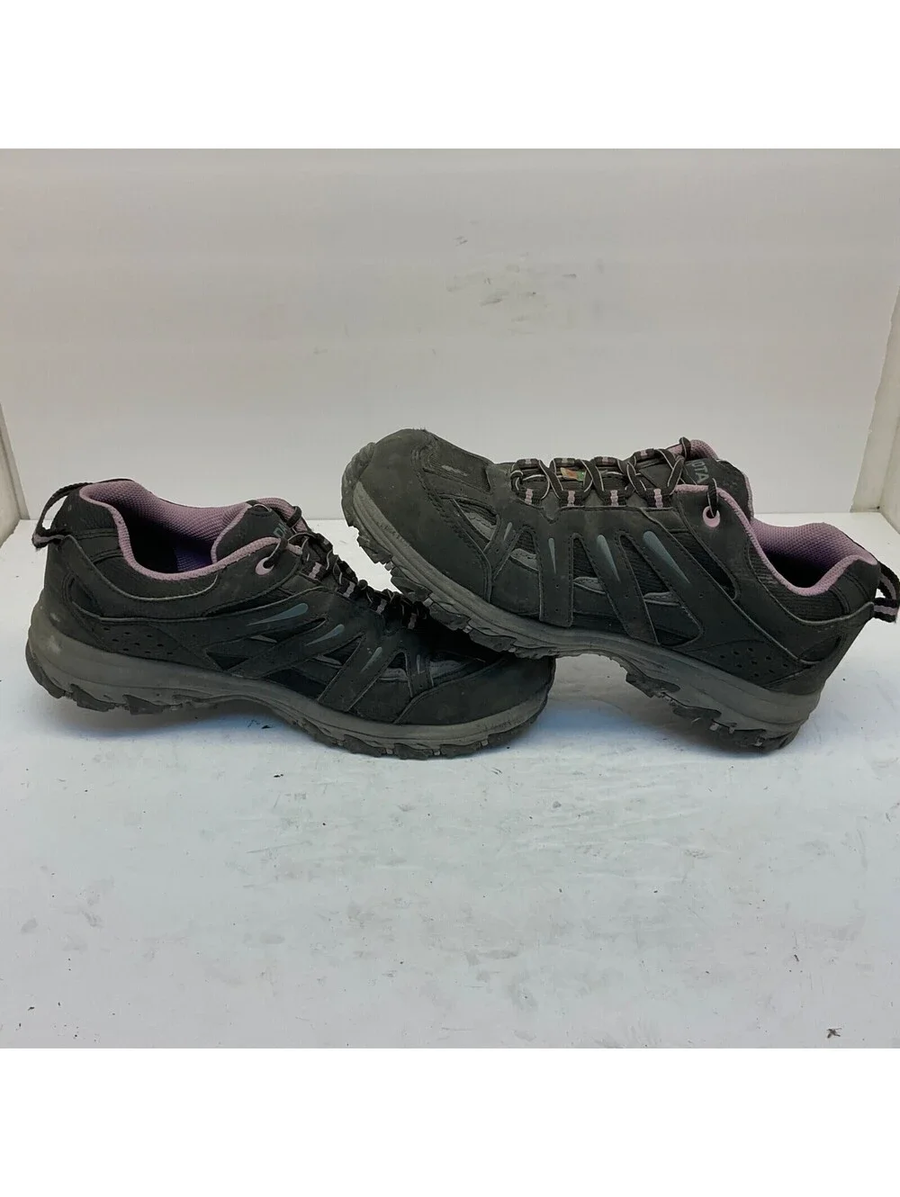 Dakota used shoes